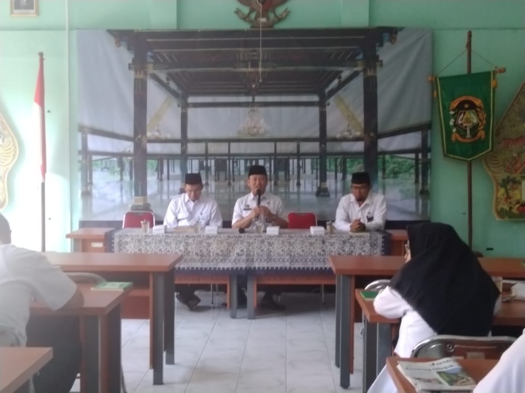 Pengajian Rutin bersama Karyawan Karyawati Kecamatan beserta Muspika